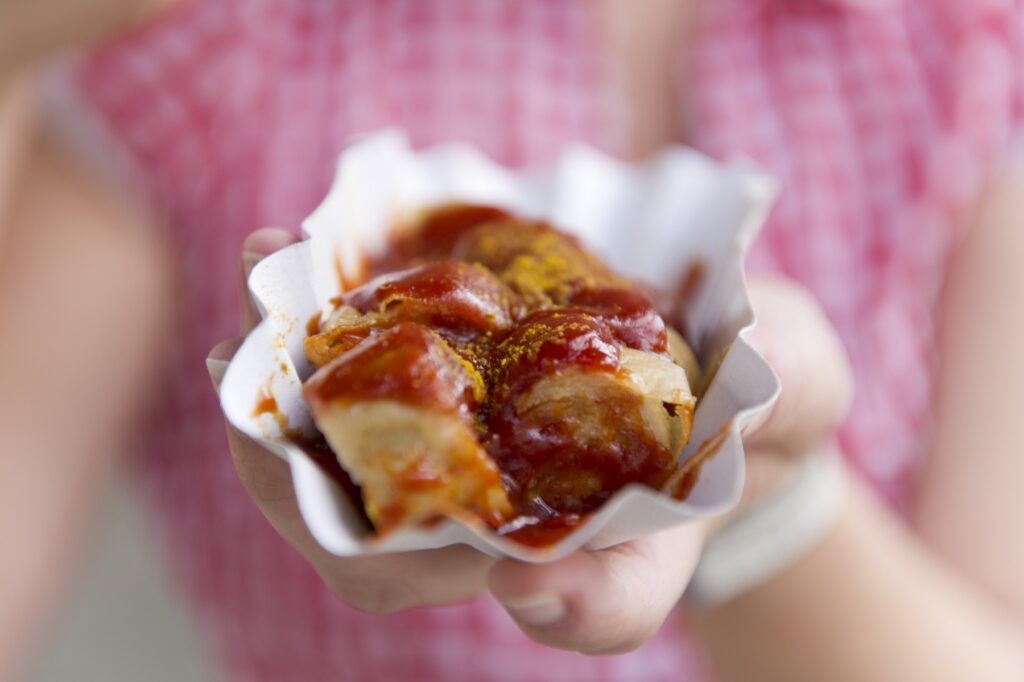 cosa mangiare a Berlino: currywurst