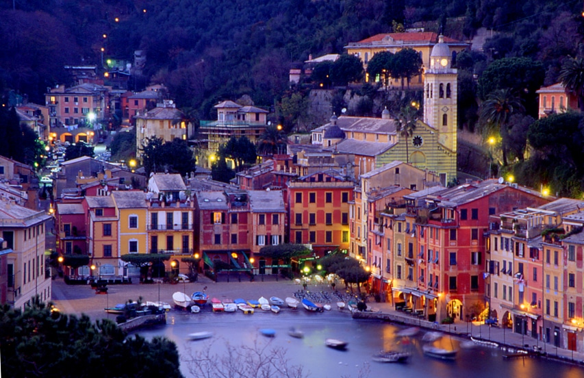 in un giorno a Portofino, all'imbrunire